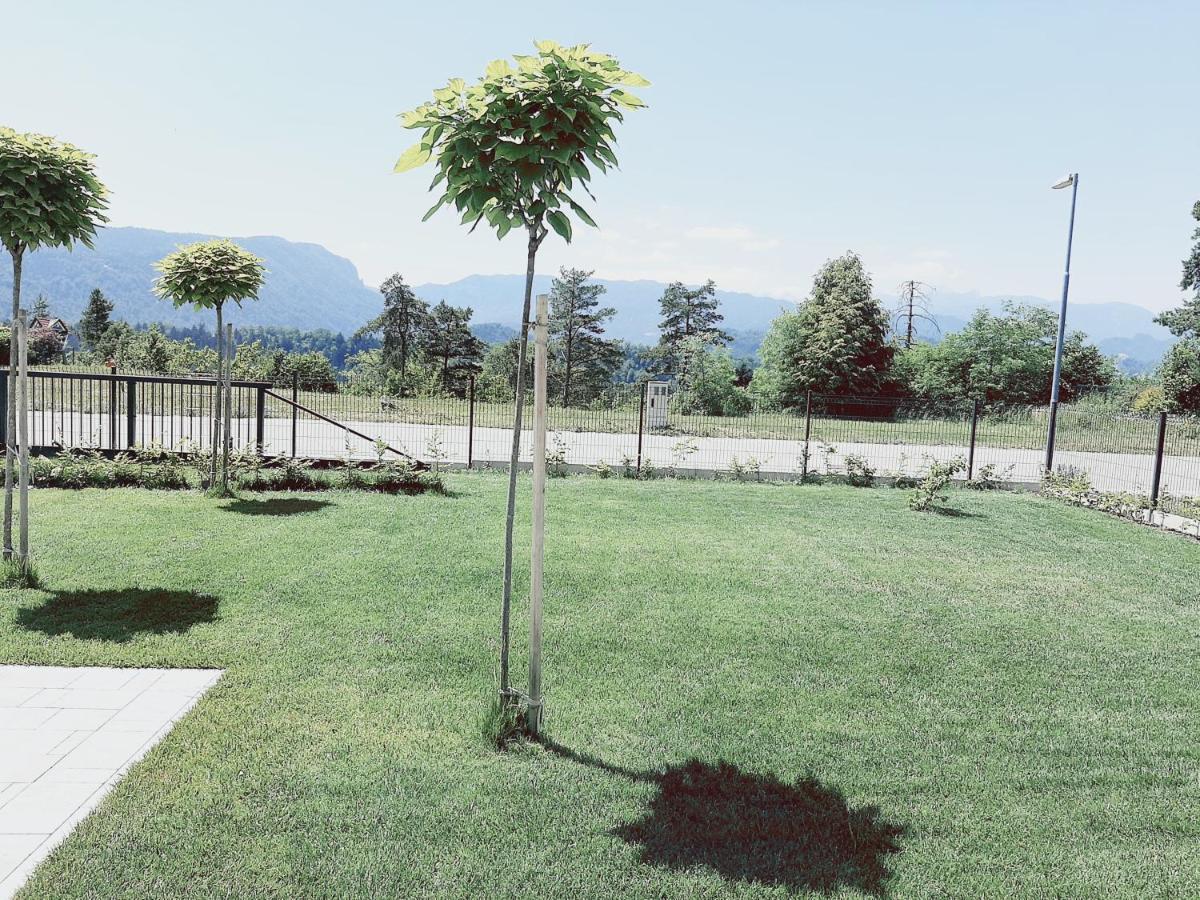 Green Bee Apartment Lesce  Luaran gambar