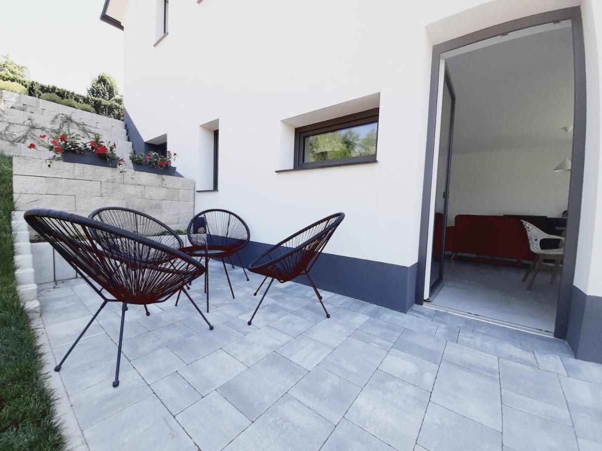 Green Bee Apartment Lesce  Luaran gambar