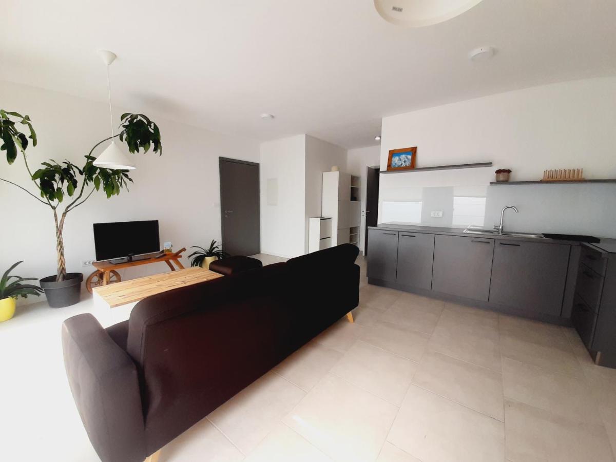 Green Bee Apartment Lesce  Luaran gambar